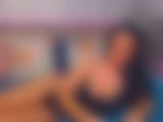 LindaMaia's Live Sex Cam Show