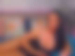 Live cam show with LindaMaia - BBW Middle Aged on Camsoda