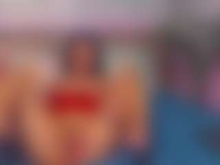 LindaMaia's Live Sex Cam Show
