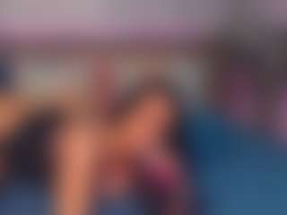 LindaMaia's Live Sex Cam Show