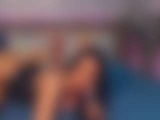 LindaMaia's Live Sex Cam Show