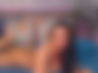 LindaMaia's Live Sex Cam Show
