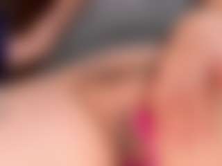 Live cam show with stelle - Middle Aged on studioflirtlive.com