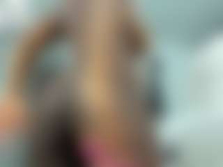 Live cam show with fíore santamaria - Black on SpankPalCams