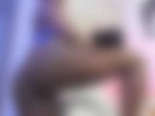 Live cam show with fíore santamaria - Black HD on Stripli.com