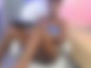 Live cam show with fíore santamaria - Amateur on TeamSkeetLive