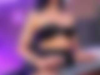 Live cam show with Megan Foxy - Cock Rating on Milfs Live