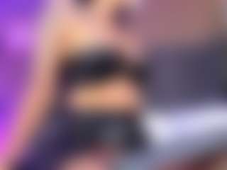Live cam show with Megan Foxy - Teen (18+) on makecum.org