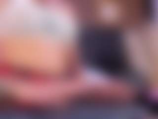 Live cam show with Megan Foxy - Cock Rating on StripNow