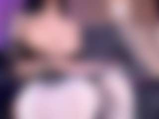 Live cam show with Megan Foxy - Flashing on livesuperchat.net