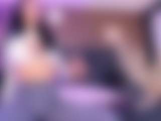 Live cam show with Megan Foxy - Eating Pussy on liverealitysex.com