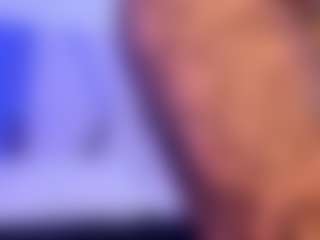 Live cam show with Megan Foxy - Athletic Public on fuck-show.com