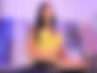 Live cam show with Megan Foxy - Full Nudity on StripNow