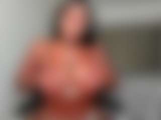 Live cam show with Sasha Malone - Ebony MILF on madthumbs