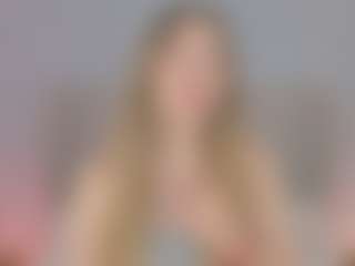 Chloe Dee's Live Sex Cam Show
