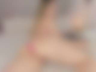 Live cam show with Chloe Dee - Exotic on Fapmatic.com