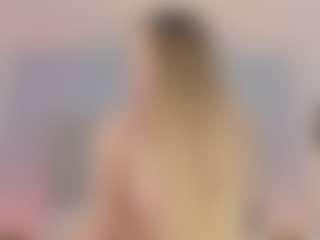 Chloe Dee's Live Sex Cam Show