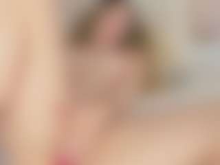 Chloe Dee's Live Sex Cam Show