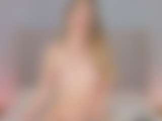 Chloe Dee's Live Sex Cam Show