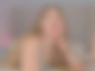 Chloe Dee's Live Sex Cam Show