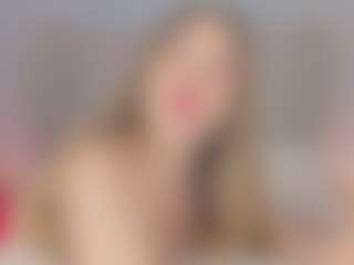 Chloe Dee's Live Sex Cam Show