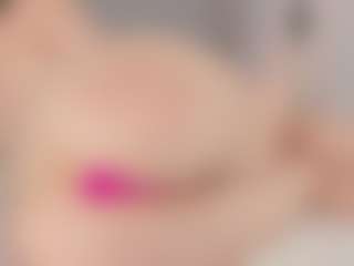 Chloe Dee's Live Sex Cam Show