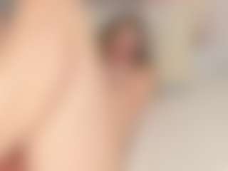 Chloe Dee's Live Sex Cam Show