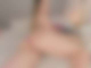 Chloe Dee's Live Sex Cam Show