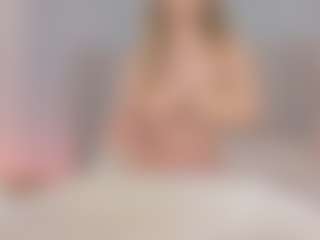 Chloe Dee's Live Sex Cam Show