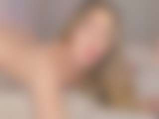 Chloe Dee's Live Sex Cam Show