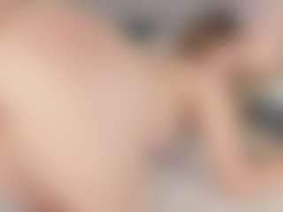 Chloe Dee's Live Sex Cam Show