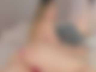 Chloe Dee's Live Sex Cam Show