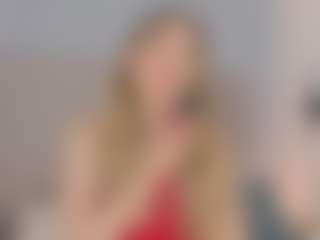 Chloe Dee's Live Sex Cam Show