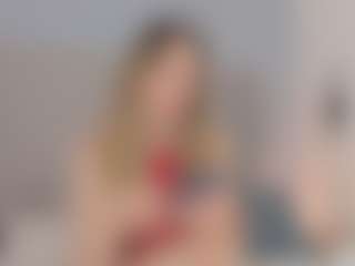 Chloe Dee's Live Sex Cam Show