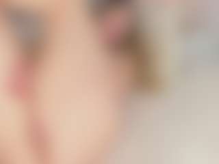 Chloe Dee's Live Sex Cam Show