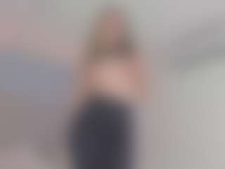 Chloe Dee's Live Sex Cam Show