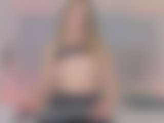 Chloe Dee's Live Sex Cam Show
