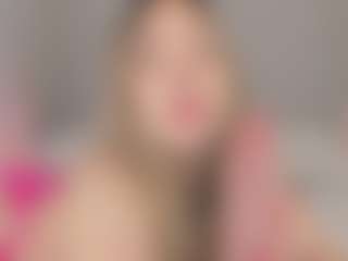 Chloe Dee's Live Sex Cam Show