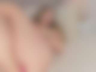 Chloe Dee's Live Sex Cam Show
