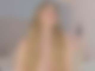 Chloe Dee's Live Sex Cam Show