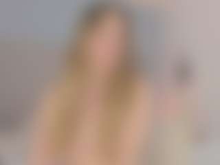 Chloe Dee's Live Sex Cam Show