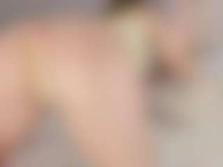 Chloe Dee's Live Sex Cam Show