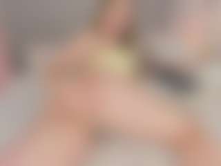 Chloe Dee's Live Sex Cam Show
