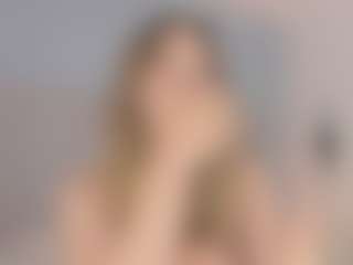 Chloe Dee's Live Sex Cam Show