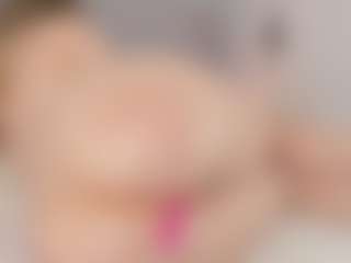 Chloe Dee's Live Sex Cam Show