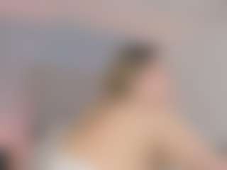 Chloe Dee's Live Sex Cam Show