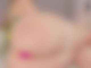 Chloe Dee's Live Sex Cam Show