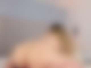 Chloe Dee's Live Sex Cam Show