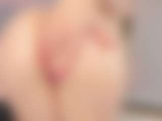 Chloe Dee's Live Sex Cam Show
