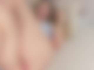 Chloe Dee's Live Sex Cam Show